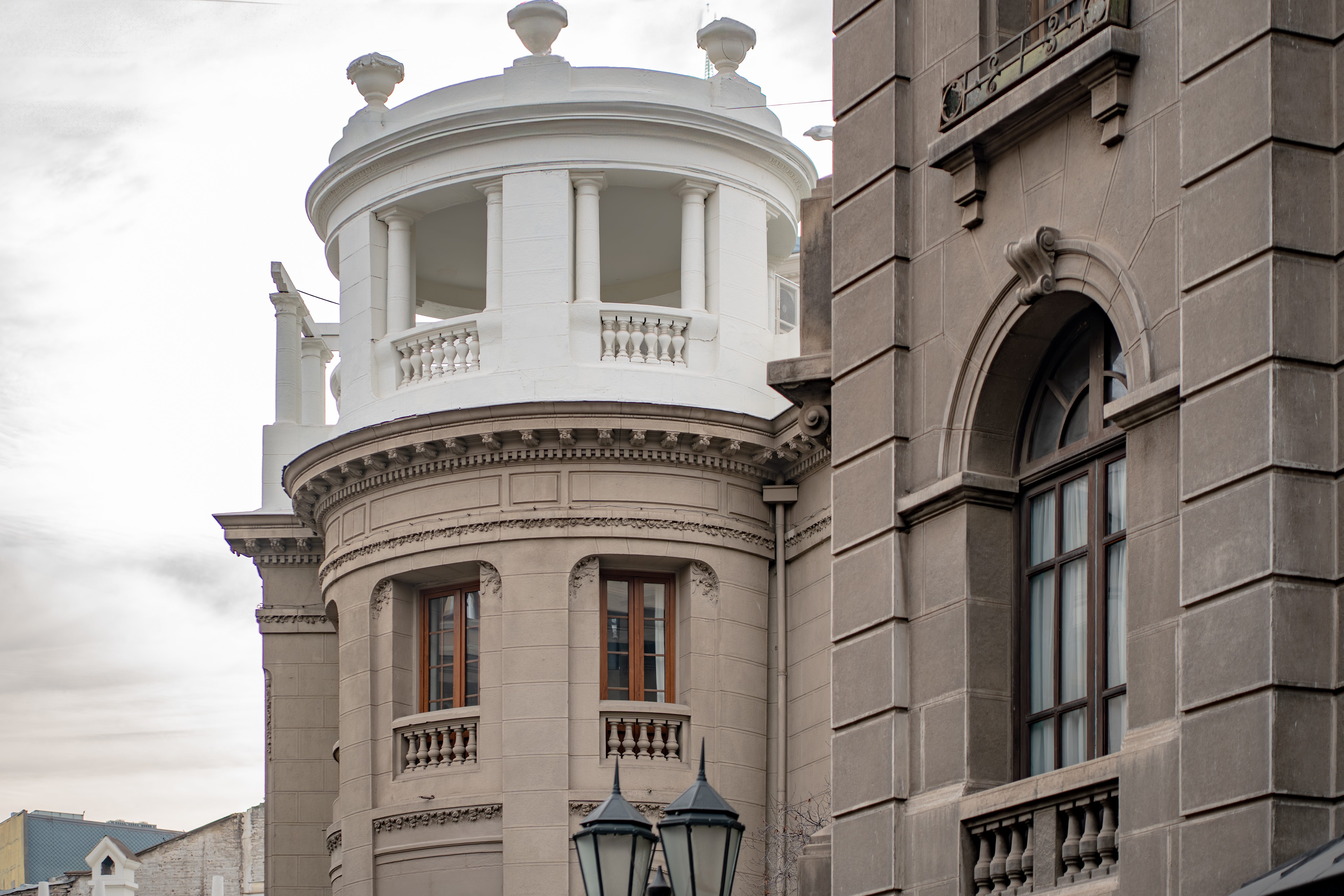 NEST Paris Londres gallery 3